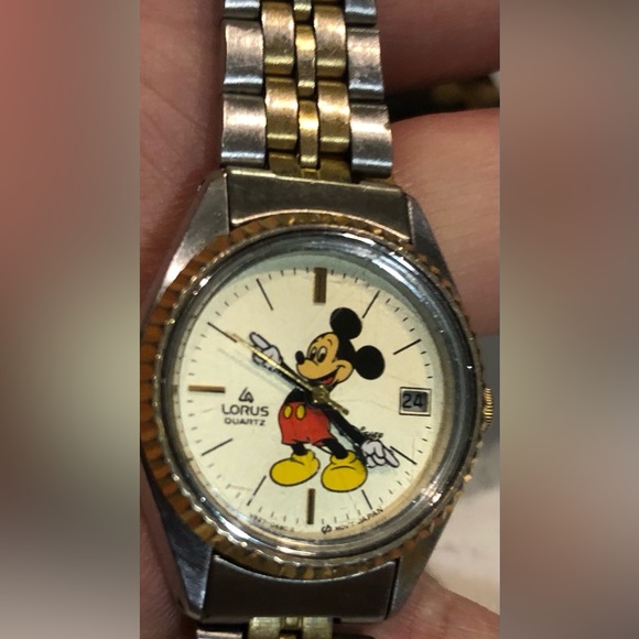Disney Accessories - 🔥Mickey Mouse Retro Gorgeous Watch🔥Measurements in Pics🔥